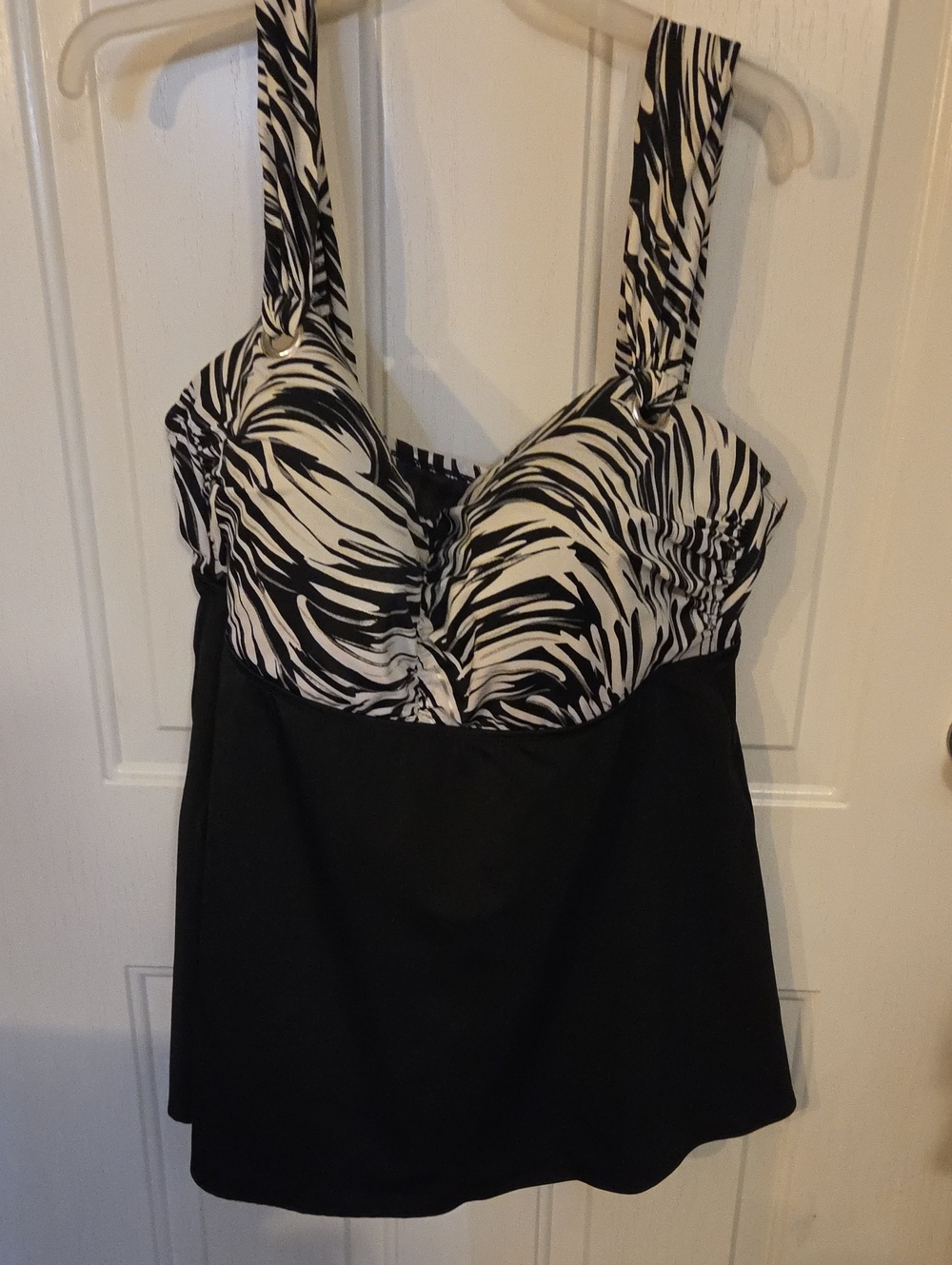 Longitude Black Swim Tankini with Zebra-Print Accents Size 22W